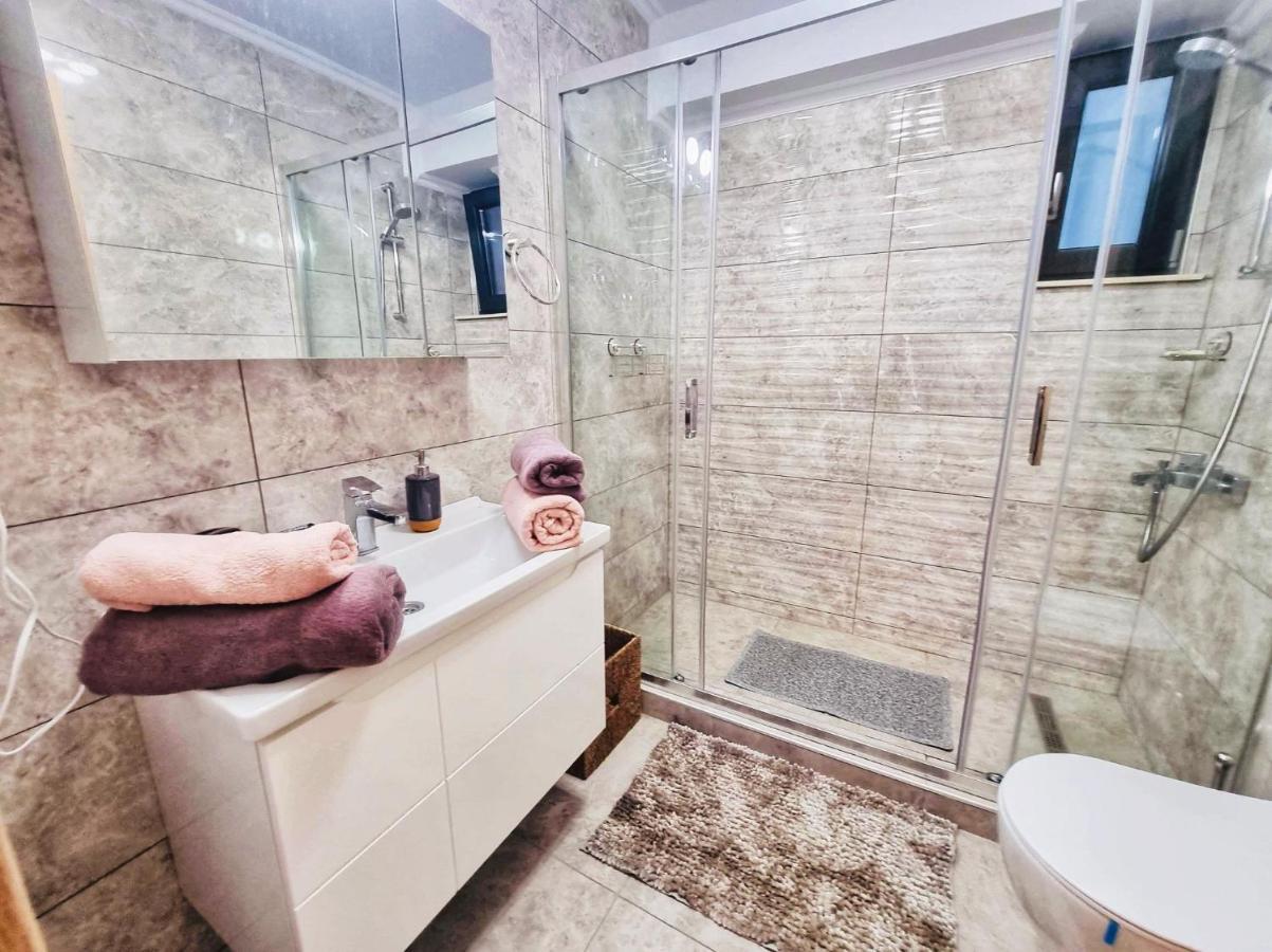 Deluxe Lake View Mamaia Dış mekan fotoğraf
