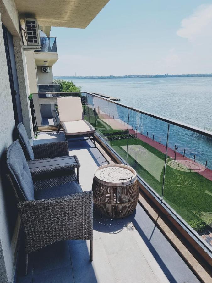 Deluxe Lake View Mamaia Dış mekan fotoğraf