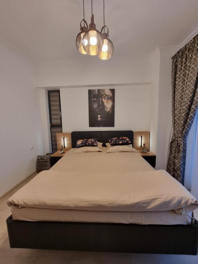 Deluxe Lake View Mamaia Dış mekan fotoğraf