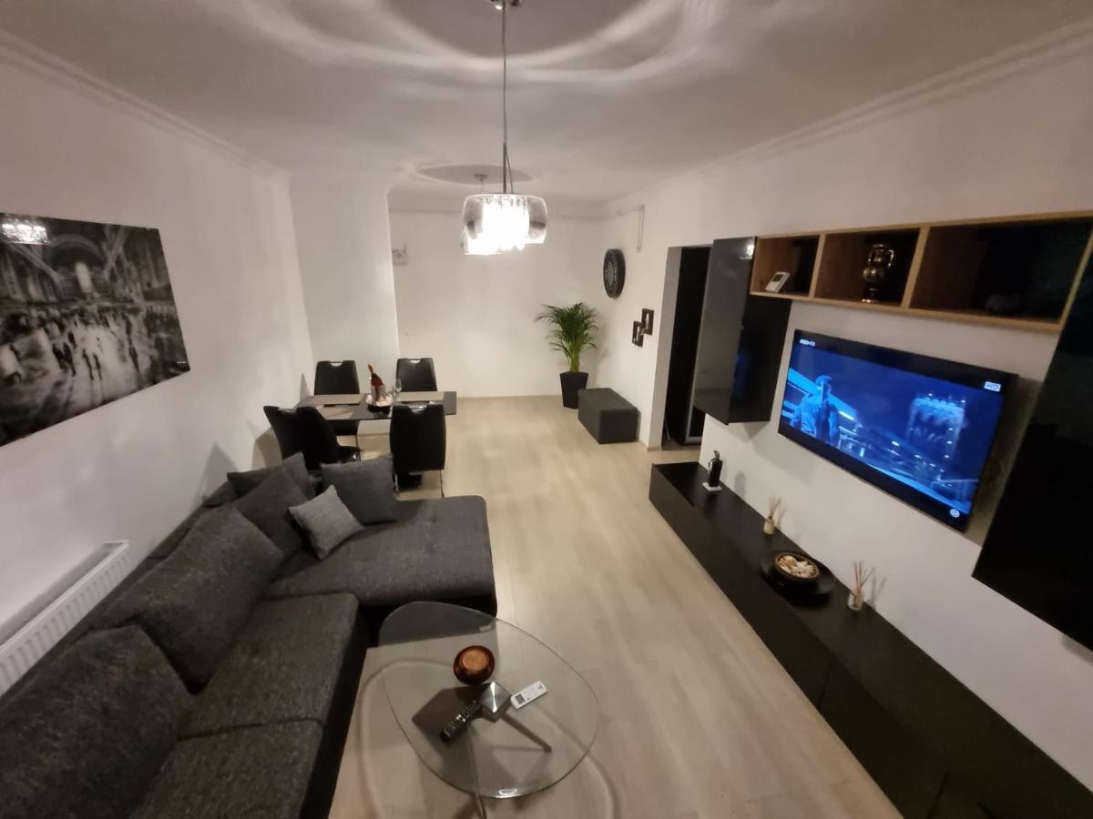Deluxe Lake View Mamaia Dış mekan fotoğraf